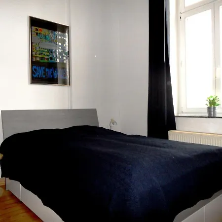 Apartment Carola - 100 M Zum