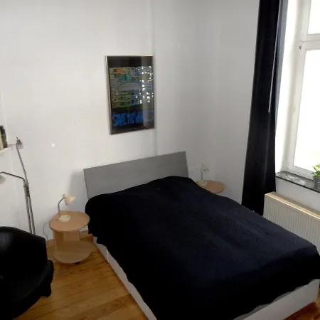 Carola - 100 M Zum *