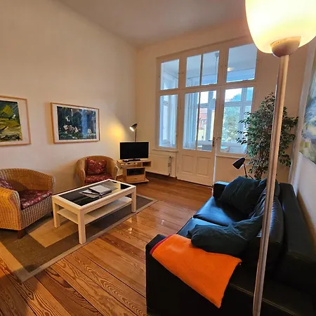 Carola - 100 M Zum Ostseebad Heringsdorf