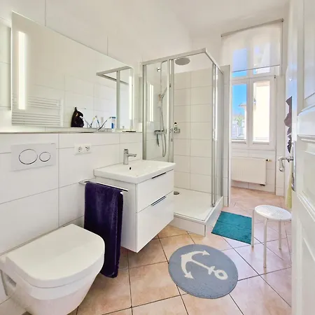 Carola - 100 M Zum Ostseebad Heringsdorf