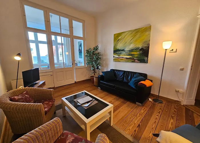 Daire Carola - 100 M Zum *