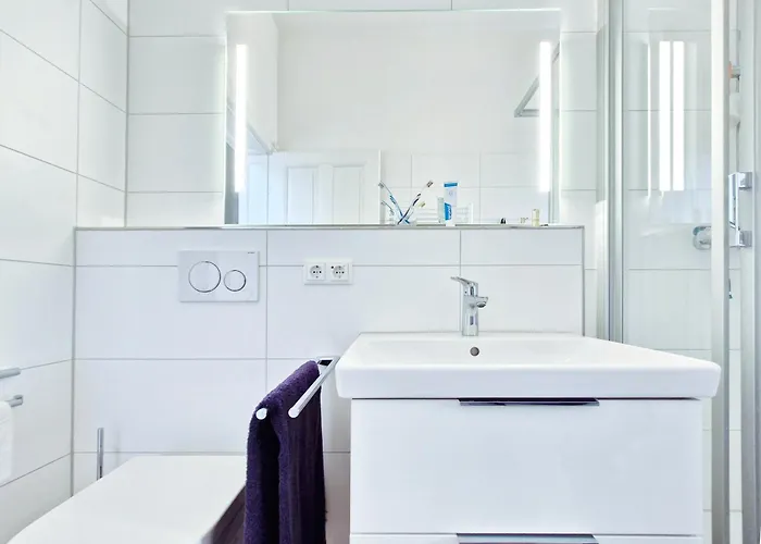 Carola - 100 M Zum * Heringsdorf