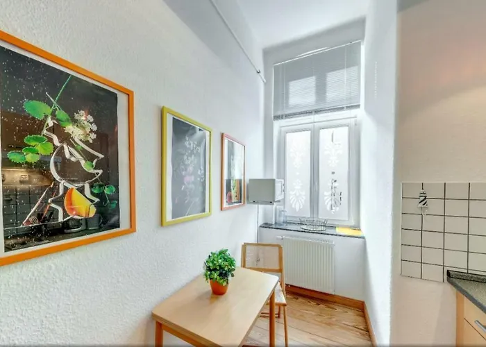 Carola - 100 M Zum *