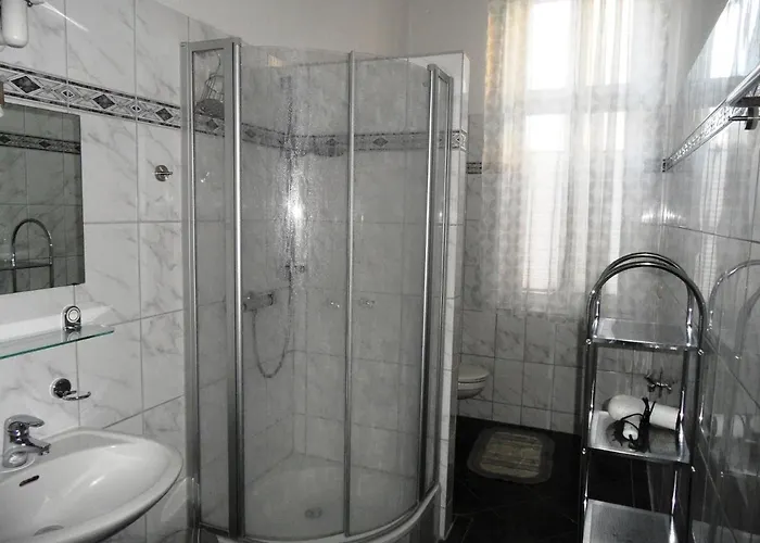 Daire Carola - 100 M Zum *