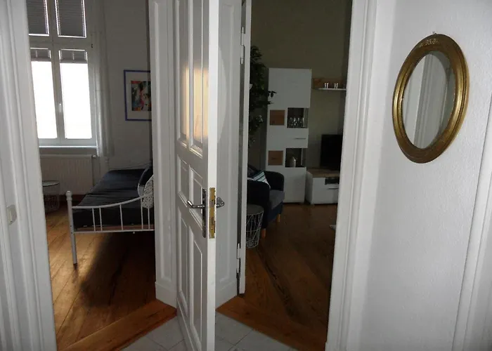 Carola - 100 M Zum Daire