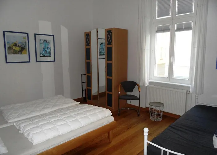 Carola - 100 M Zum *